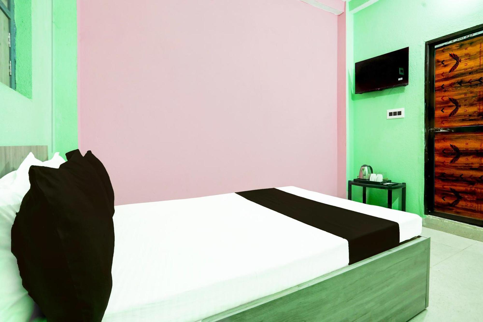 Hotel O Mochu Vatika Marriage Hall & Guest House Patna  Exteriör bild