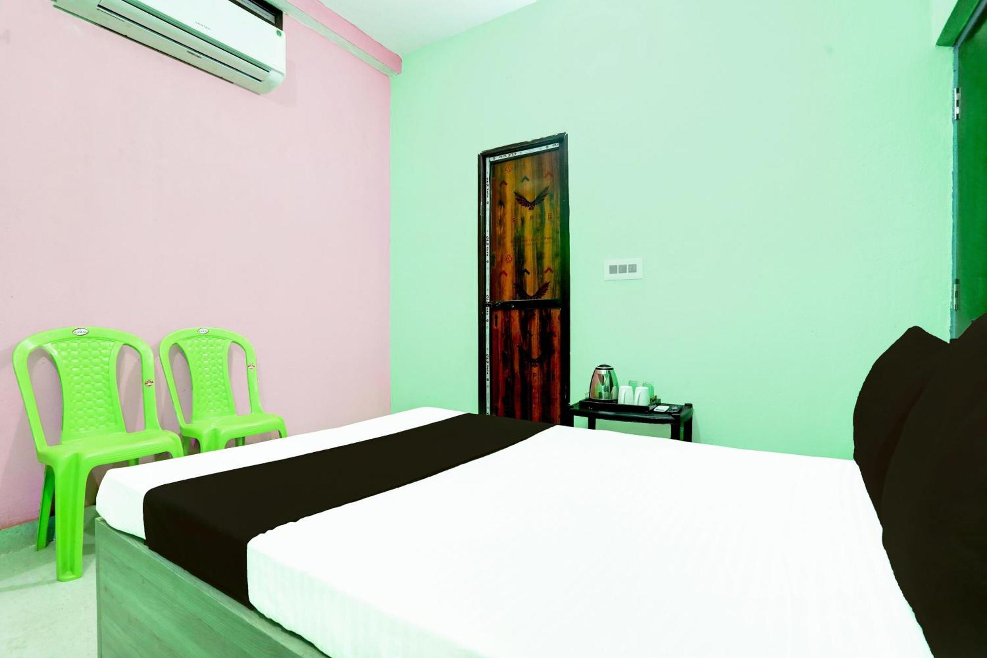 Hotel O Mochu Vatika Marriage Hall & Guest House Patna  Exteriör bild
